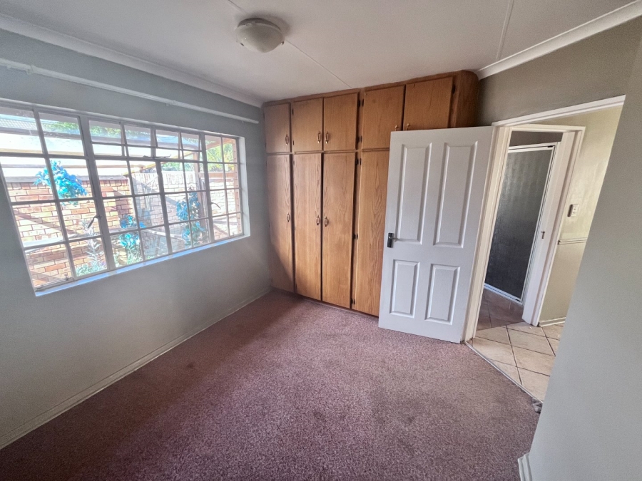 2 Bedroom Property for Sale in Heuwelsig Free State